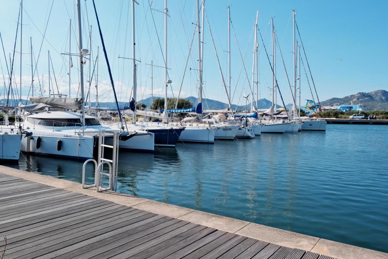 Marina Di Olbia Holiday Home Exterior photo