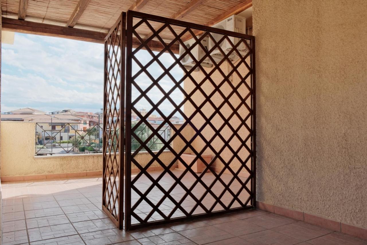 Marina Di Olbia Holiday Home Exterior photo